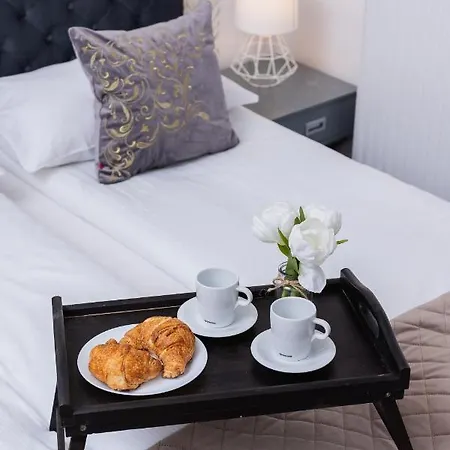 Апартаменты Beautiful Dietla By Renters *
